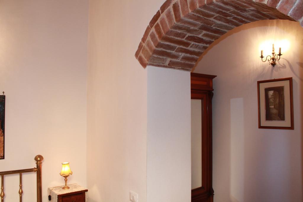Bed and Breakfast Palazzo Masi Сиена Экстерьер фото